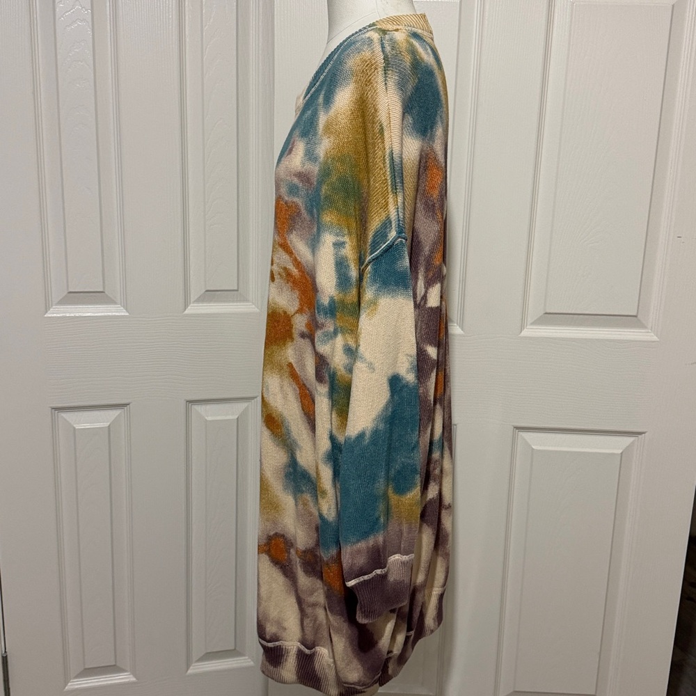 NATURAL LIFE Taylor Oversized Multicolor Tie-Dye Pullover Cotton Sweater - Picture 5 of 8